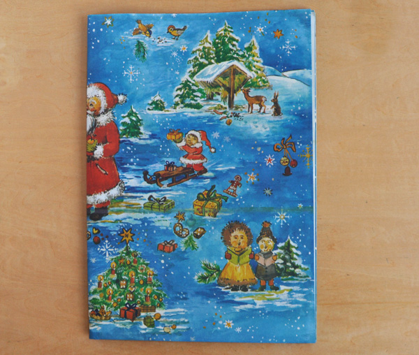 東ドイツのクリスマス包装紙＜サンタと子供たち＞