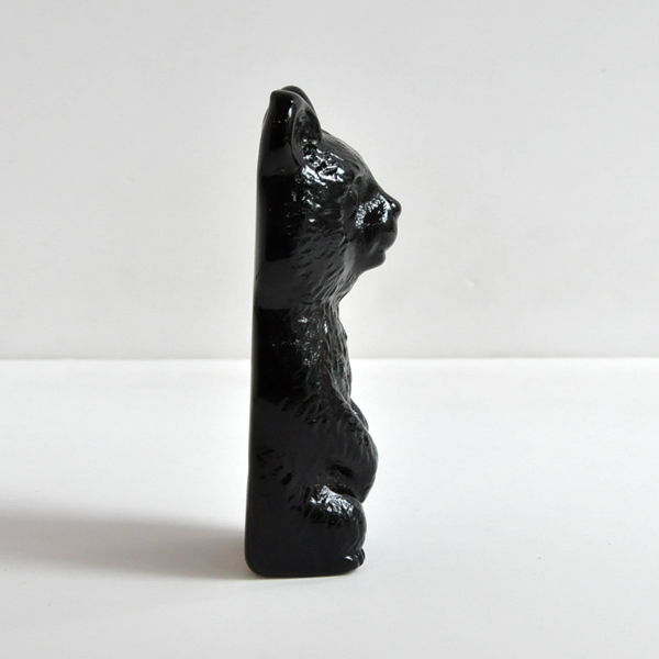 �`�F�R�K���X�@�N�}�̃y�[�p�[�E�F�C�g�������F��