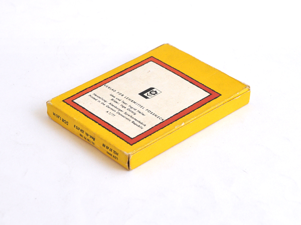 ���h�C�c�@�G���킹�J�[�h�Q�[���������̉^����