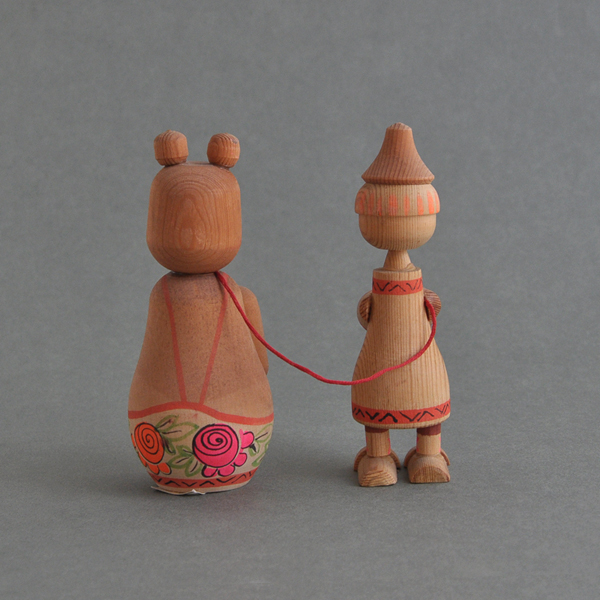 �\���B�G�g�@�ؐ��̏��蕨���N�}�Ə��̎q��