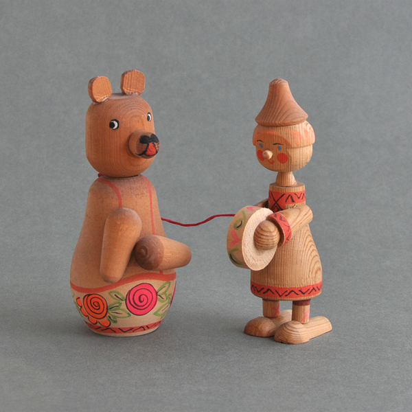 �\���B�G�g�@�ؐ��̏��蕨���N�}�Ə��̎q��